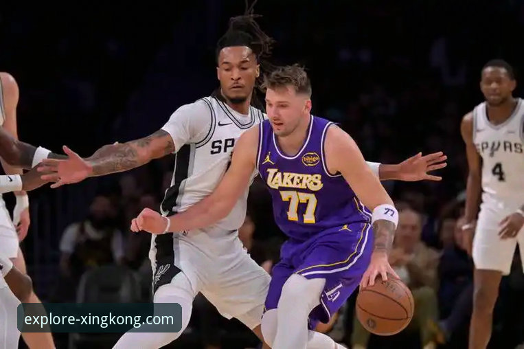 东契奇单骑闯关 vs 团队多点开花：一场进攻盛宴背后的战术博弈